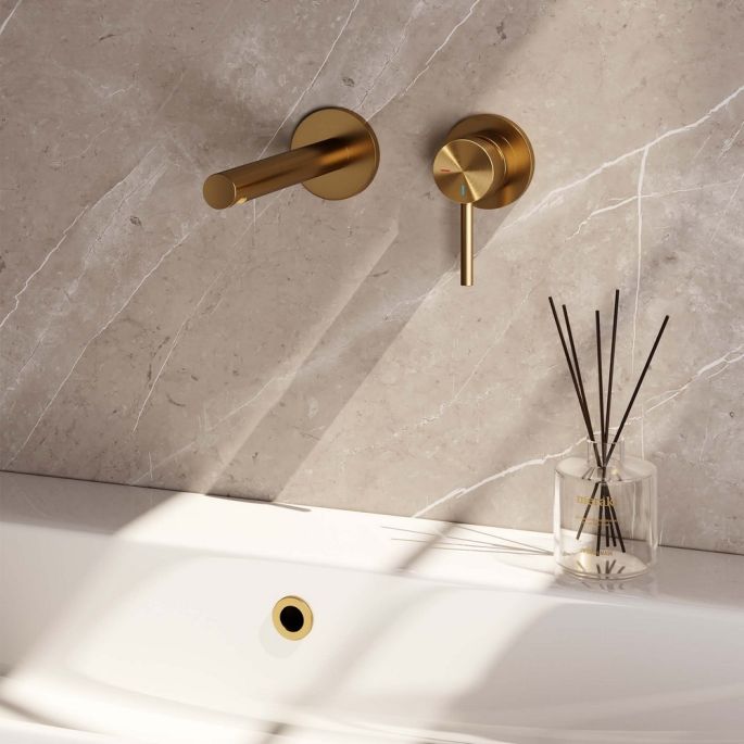 Brauer Carving 5-GG-004-S6-65 inbouw wastafelmengkraan met rechte uitloop en rozetten model A1 goud geborsteld PVD