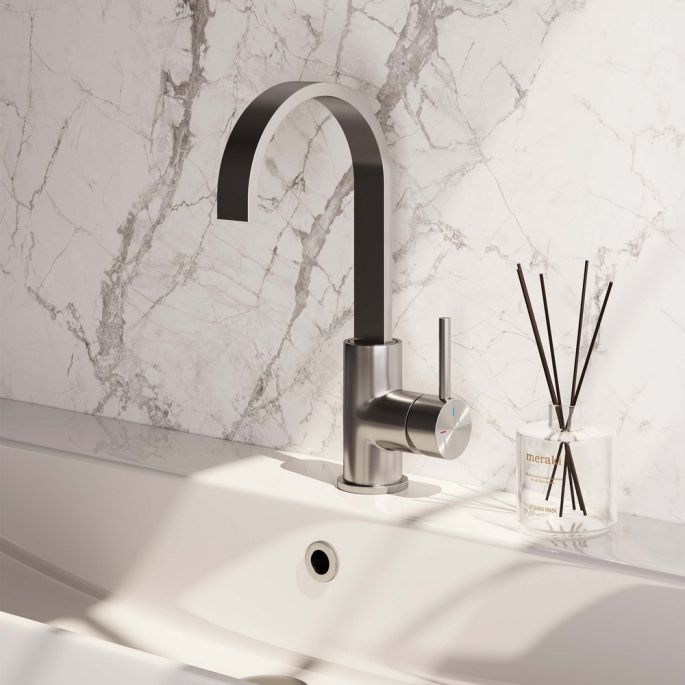 Brauer Edition 5-NG-003-S3 hoge opbouw wastafelmengkraan met draaibare platte uitloop model A RVS geborsteld PVD